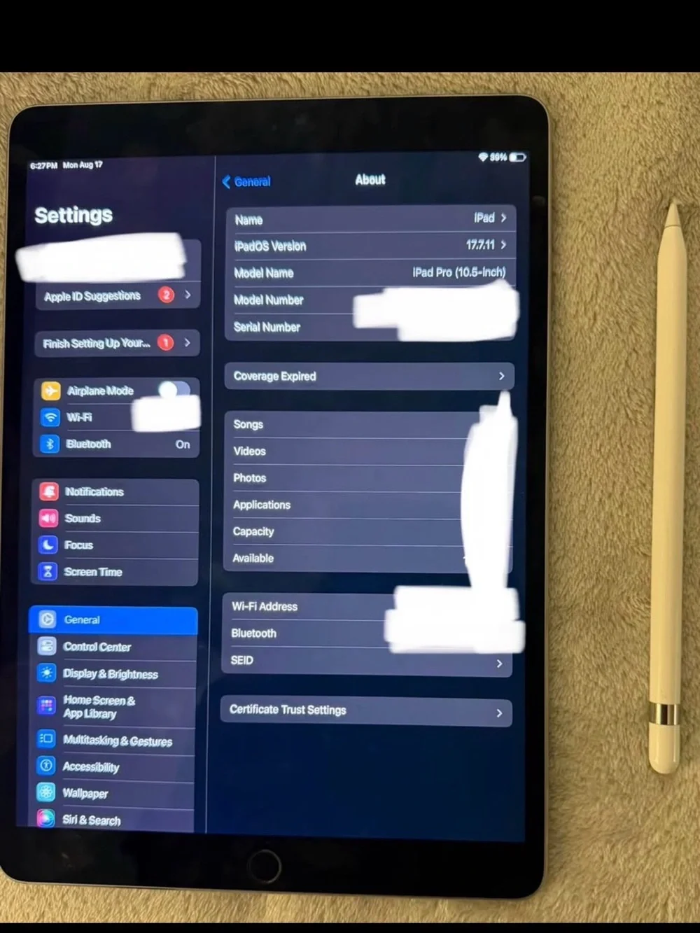 ✨📱Apple iPad with White Apple Pencil📱✨